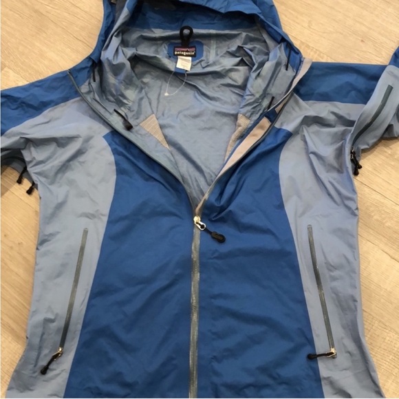 PATAGONIA | Women’s Jacket - Picture 2 of 6